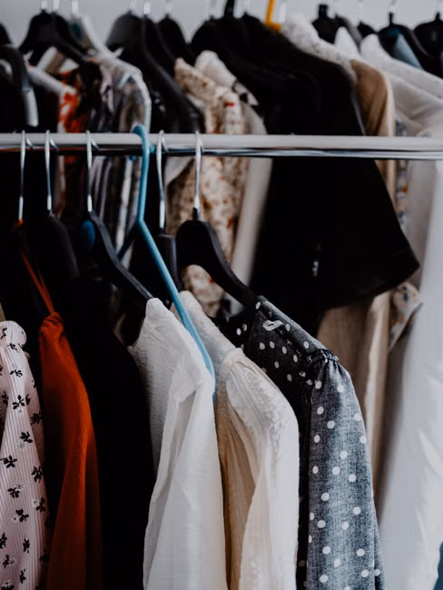 Vestidos e Saias